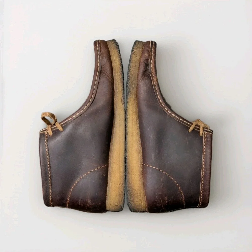 Clarks Mens Wallabees Beeswax Leather Ankle Chukka Boots Size 9 Brown Crepe Sole